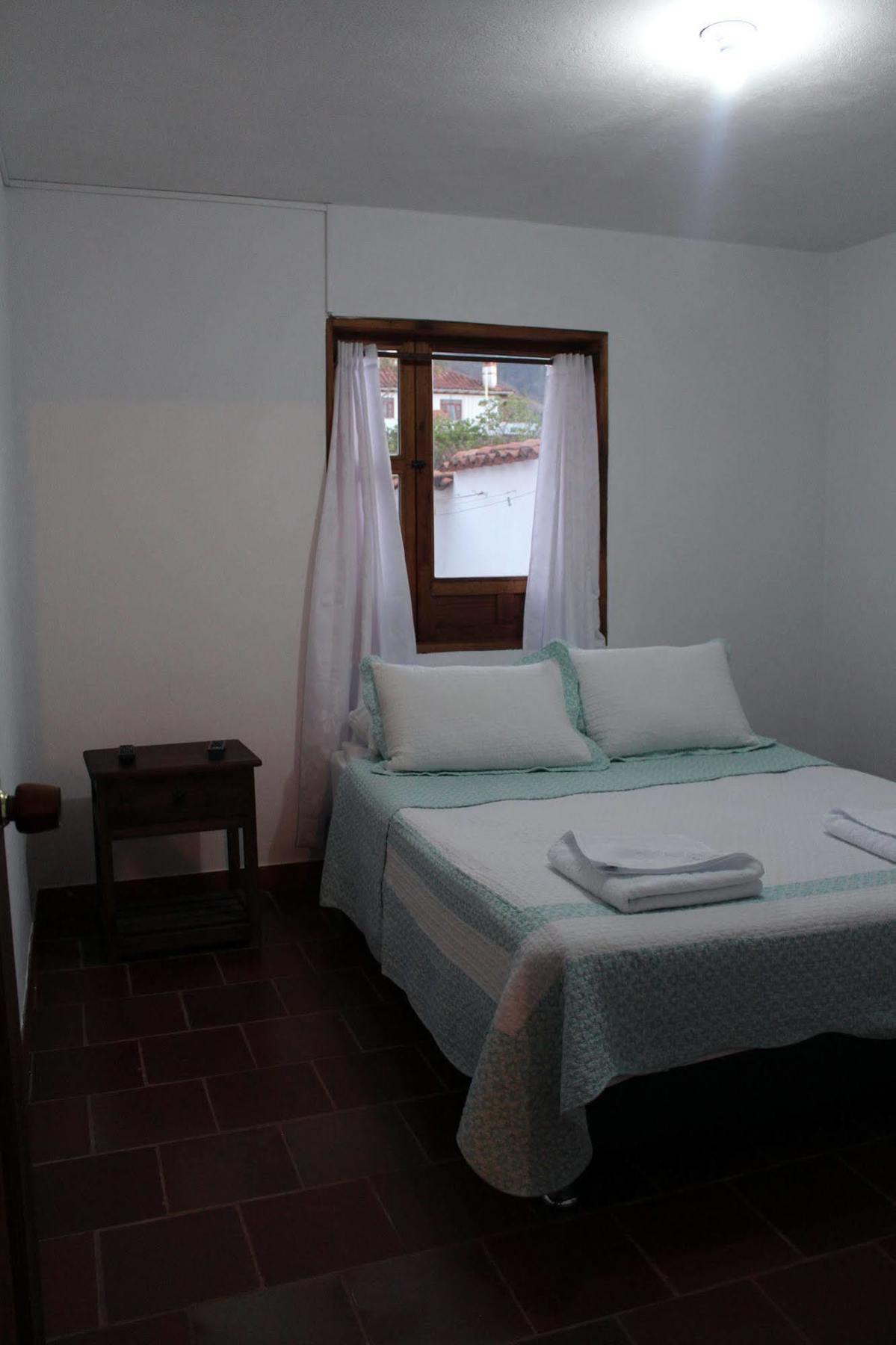 Hostal El Pino Villa de Leyva Exteriör bild